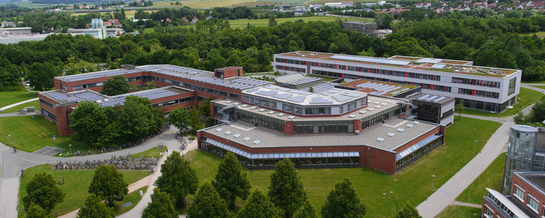 Gebäude RW II auf dem Campus der Universität Bayreuth.